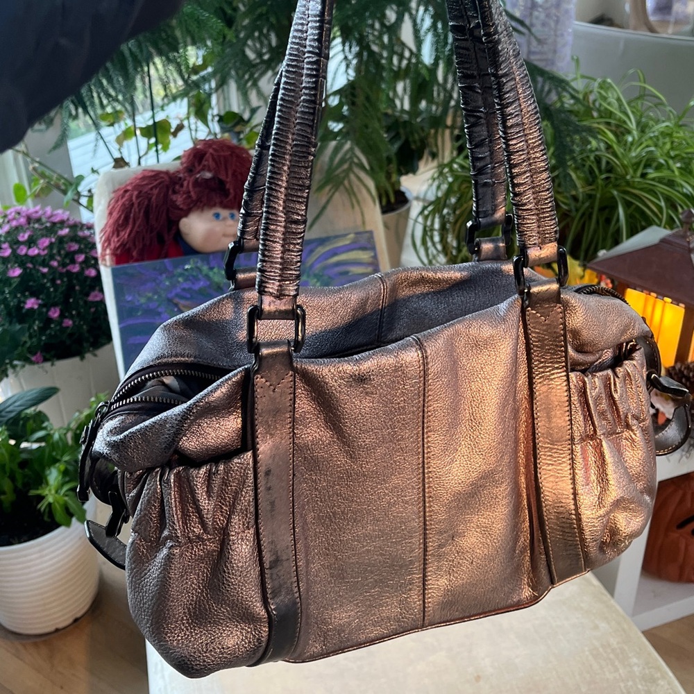 Flash Sale🦃🦃🦃Vintage Bronze Metallic Handbag Satchel - Picture 5 of 8